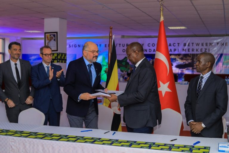 Türkiye’s Yapı Merkezi inks deal to build $3B Uganda railway